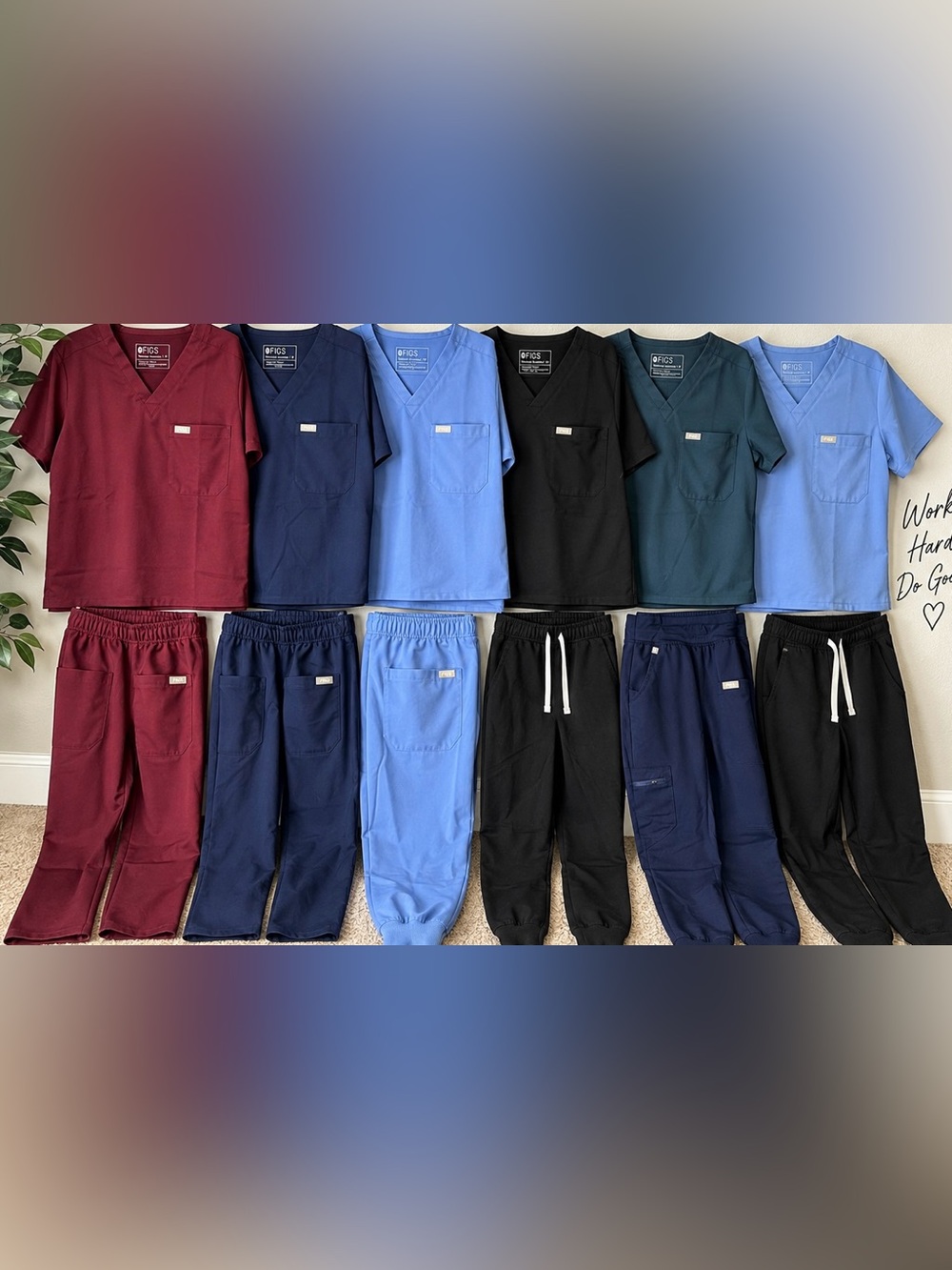 FIGS Scrubs Lot Size M – 12 Pieces / 4 Sets + Extras